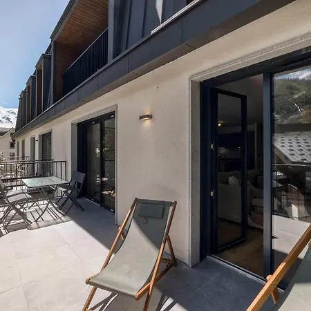 Royal Stratton 3 En-suites Facing Grands Montets Daire